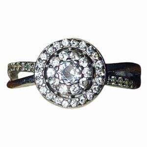 Halo Engagement Ring Size 7 Sterling Silver S925  Clear Cubic Zirconia Stones